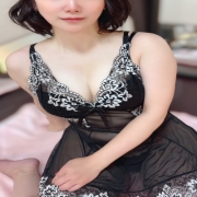 秋月すずかさん