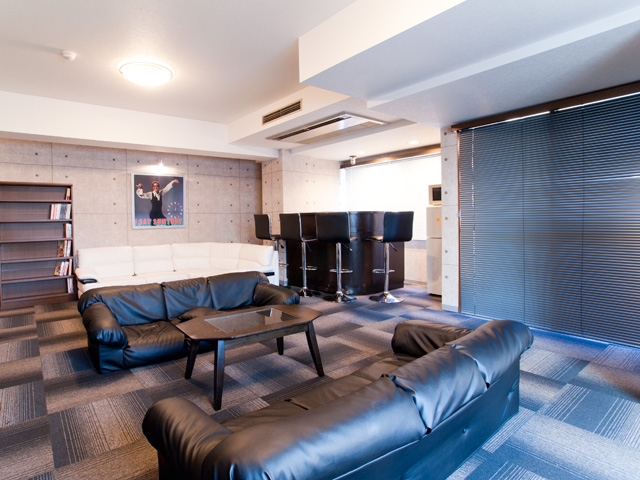 完全に独立した女の子だけのゆったりとした待機室。(カリビアンマッサージ 天使のゆびさき:広島/派遣型性感エステティシャン)