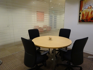 面接でも使用するミーティングルームです♪(株式会社ジールグループ:錦/丸の内/栄/人妻・熟女専門プロダクション)