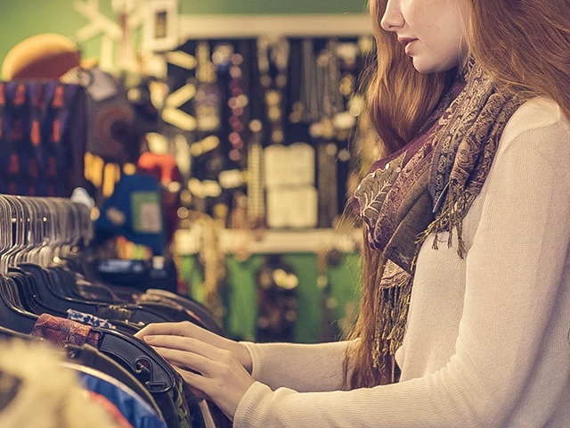 【衣装常備】ご自身の服でお仕事することはありません。毎回使用後はクリーニング処理しており清潔です。ご希望であれば専用コスチュームのご用意も可能です。(ライブチャット研究所~仙台店~:仙台エリア/ライブチャット)