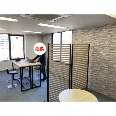 コチラでお客様からのオーダーを伺います♪(奥鉄オクテツ仙台店(デリヘル市場):仙台エリア/デリバリーヘルス派遣コンパニオン)