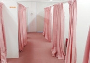 個室待機室完備!周りを気にせず一息付いてください(^^)冷蔵庫、電子レンジ、ケトル。。。などなど高速Wi-Fiも完備です!!!(熟女の風俗 最終章:新潟/新発田/人妻デリヘル)