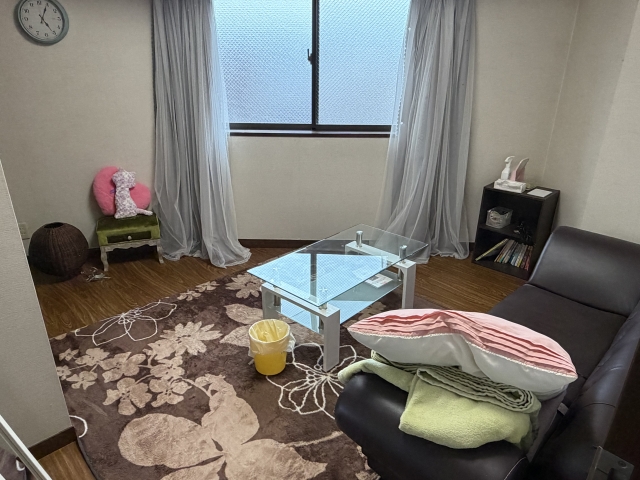 他の女性と顔を合わせる機会も少なくプライバシーもしっかり確保!お仕事前の準備や休憩も自分のペースでOK♪「待機中も落ち着いて過ごしたい」という方にも嬉しい環境です(^^)/